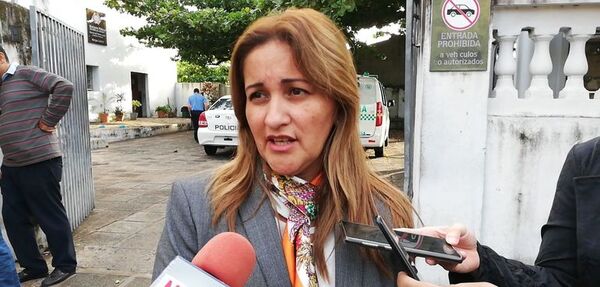 Acusan ante el JEM supuesta actuación arbitraria de fiscala - Nacionales - ABC Color