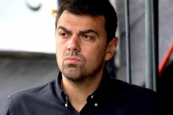Marco Trovato asegura que no abandonó al club con problemas económicos. “Yo no abandone el club, a mi me sacan de allí”