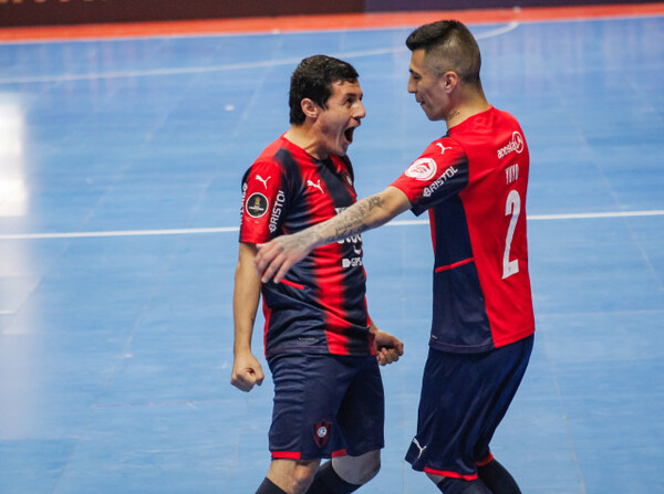 Debut con victoria de Cerro Porteño en la CONMEBOL Libertadores Futsal - APF