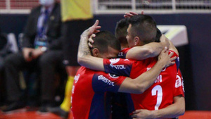 Crónica / [VIDEO] Cerro se divierte y golea en su debut en la Copa Libertadores