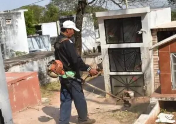 Publicarán nombres de fallecidos morosos - Noticiero Paraguay