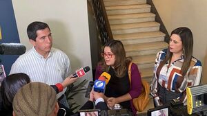 Diputadas piden protección ante amenazas  del defensor