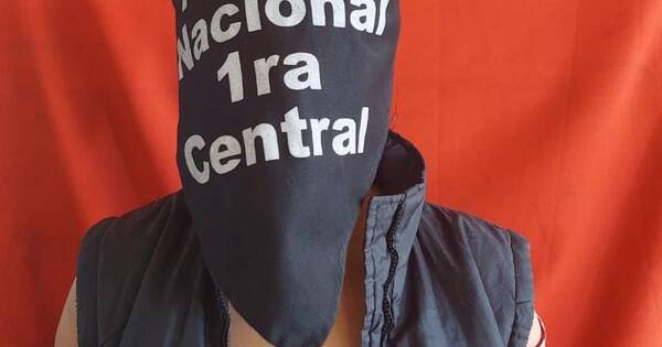 La Nación / Detienen a dos mujeres en San Lorenzo tras asaltar a un conductor