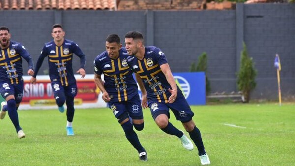 El Sportivo Trinidense empató con el Sportivo 2 de Mayo y aseguró el ascenso a Primera División