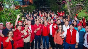 Multitudinario apoyo de líderes políticos de Ñemby a la candidatura de Mario Varela - Noticiero Paraguay