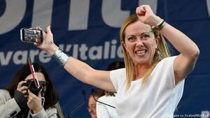 Alianza derechista obtiene cómodo triunfo en las parlamentarias italianas