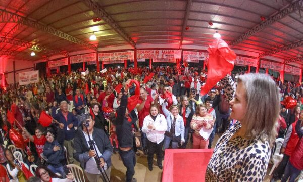 Lilian cierra gira por el Este y destaca el respaldo que recibe de mujeres y jóvenes