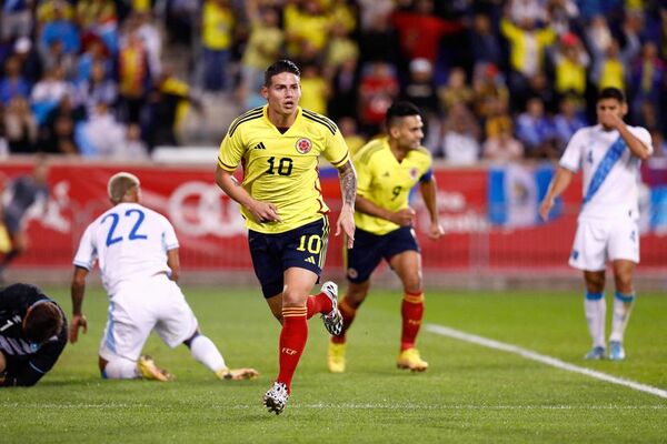 Derrota de Perú y goleada de Colombia en amistosos internacionales - Fútbol Internacional - ABC Color