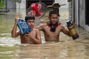 Tifón Noru se adentra en el mar de China Meridional tras golpear Filipinas - Mundo - ABC Color
