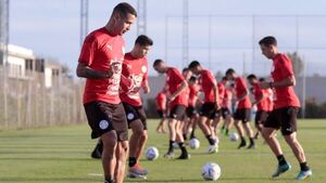 Paraguay entrena en Sevilla