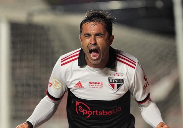 Diario HOY | Sao Paulo golea antes de la final de la Copa Sudamericana