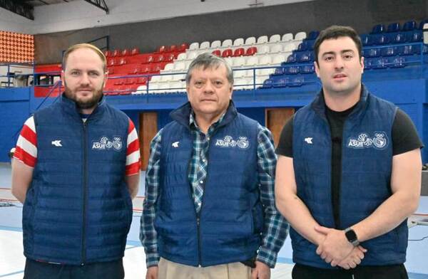 Paraguay competirá por primera vez con equipo completo de esgrimistas en Juegos Odesur | Lambaré Informativo