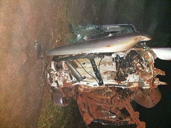 Vuelco de camioneta deja dos lesionados en Naranjal - La Clave