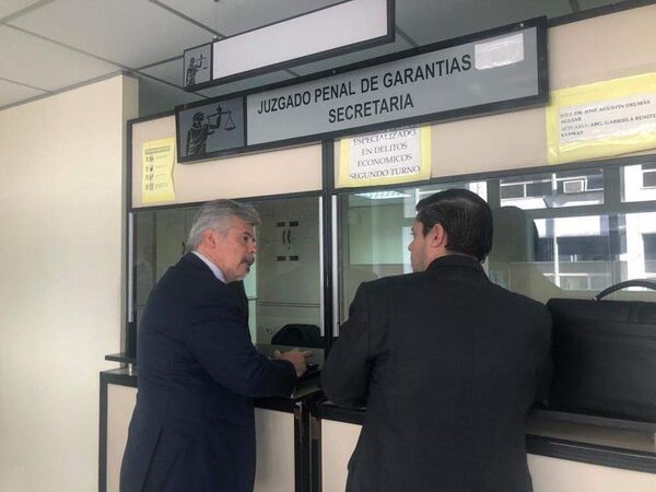Arnaldo Giuzzio es convocado nuevamente por juez en proceso por supuesta coima - Nacionales - ABC Color