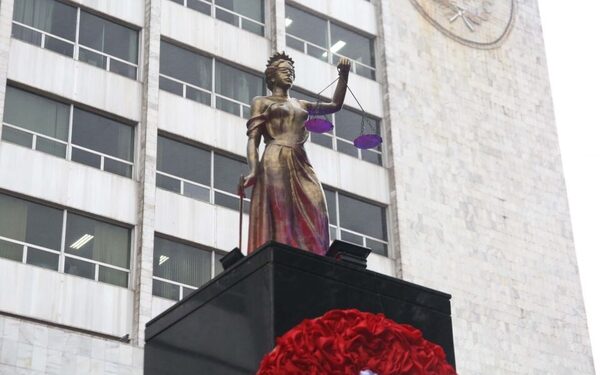 “Somos esclavos de la Justicia”, lamenta costurero que fue preso por error