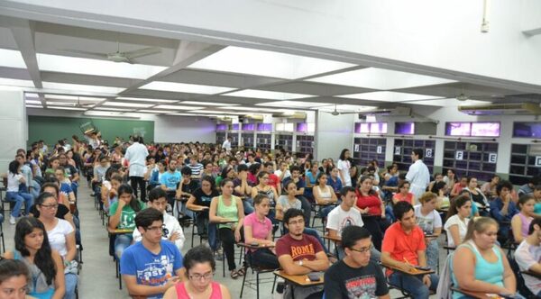 Medicina UNA 2023: arrancan primeros exámenes parciales