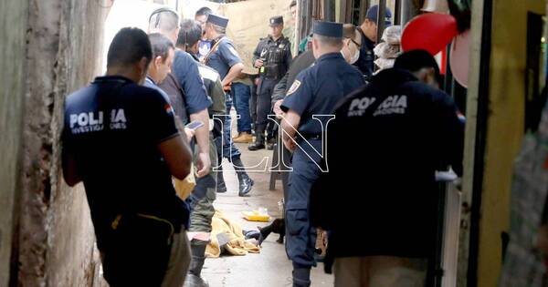 La Nación / Asesinan a balazos a una comerciante en el mercado de San Lorenzo