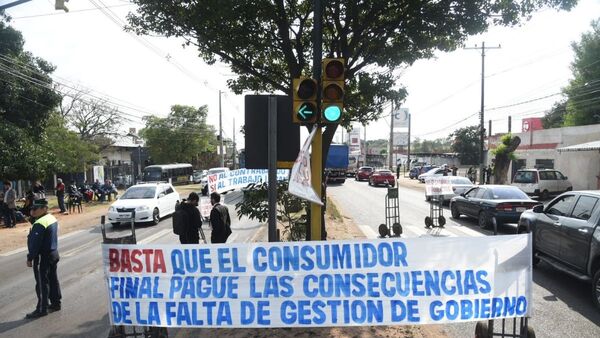 Importadores contra el contrabando en el Mercado de Abasto