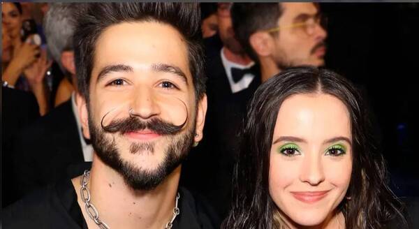 Crónica / Evaluna Montaner filtró una foto de Camilo totalmente opívo