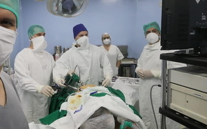 Primera exitosa colecistectomía por vía laparoscópica en IPS Coronel Oviedo - Noticiero Paraguay