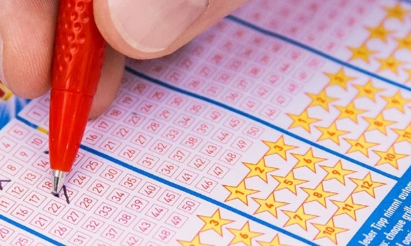 A punto de tirar a la basura un boleto de lotería, ganador de un millón de euros - OviedoPress