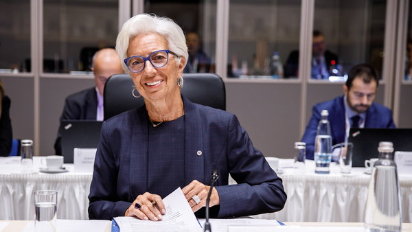 Christine Lagarde critica que la mayoría de estímulos fiscales empeoran la inflación - Revista PLUS
