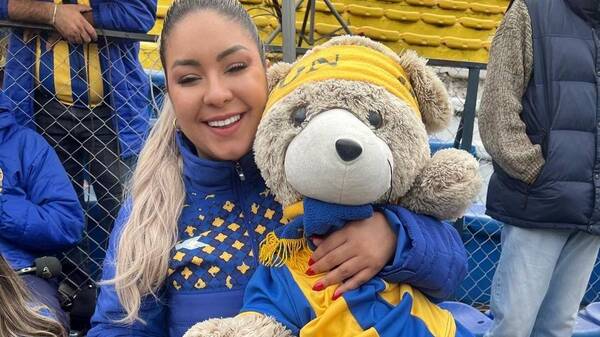 Crónica / Fátima Román celebra con su "Oso Santi" el ascenso de Luqueño