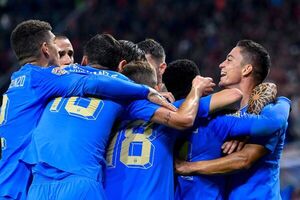 Italia acaba con el sueño de Hungría y accede a la fase final - Fútbol Internacional - ABC Color