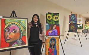 Lita presentó sus cuadros en el Congreso Nacional - Artes Plásticas - ABC Color
