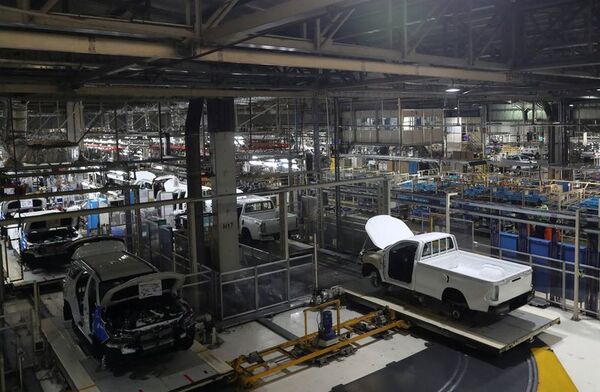 Grave paralización de los sectores de neumáticos y automotriz en Argentina | 1000 Noticias