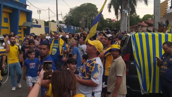 Luqueño vuelve a ser de Primera y su gente festeja en Kurelandia