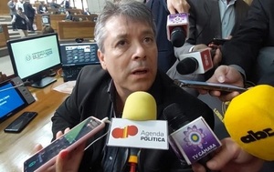 Presidente de Diputados considera que el titular de Petropar debe renunciar al cargo
