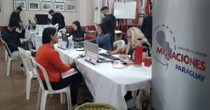 Extranjeros pueden regularizar sus documentos migratorios en la Gobernación de Alto Paraná - ABC en el Este - ABC Color