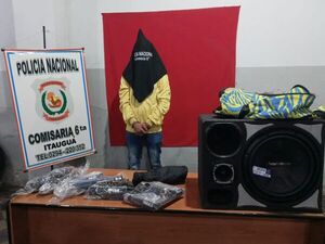 Asaltante fue aprehendido en flagrancia por la policía en Itauguá - Policiales - ABC Color