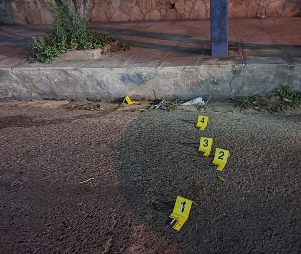Un herido en enfrentamiento entre barras en Luque - Policiales - ABC Color