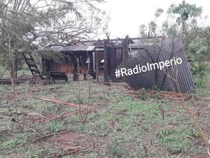 Fuertes lluvias y vientos dañaron viviendas - Radio Imperio