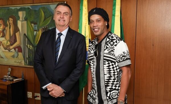 Bolsonaro decretó 100 años de secreto sobre caso Ronaldinho y documentos falsos en Paraguay