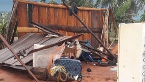 Tormenta dejó sin casas a varias familias