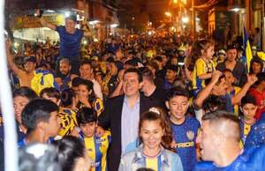 Impresionante: Festejos a "lo Luque" por el ascenso •