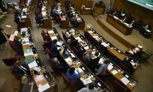 Proyecto para bajar combustibles es rechazado por el senado y anuncian movilización – Prensa 5
