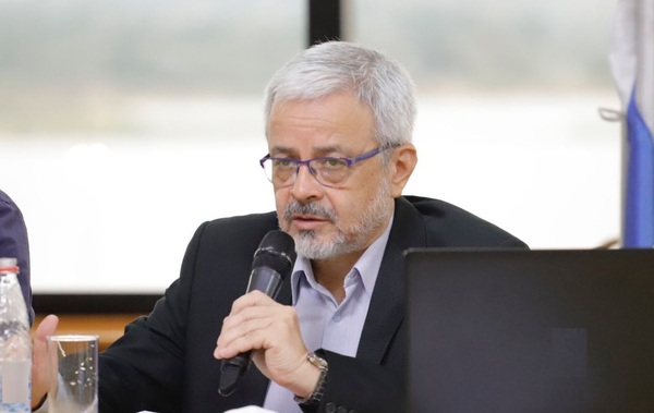 Tras revelar cómo operan aduaneros y militares, Querey afirma que Gobierno debe definir políticas de Estado anticontrabando