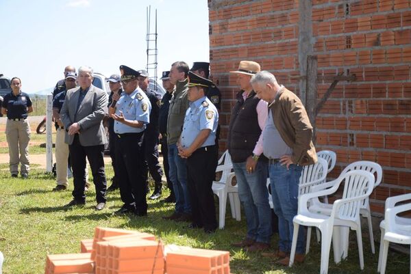 Procuran terminar construcción de puesto policial en San Juan Nepomuceno - Policiales - ABC Color