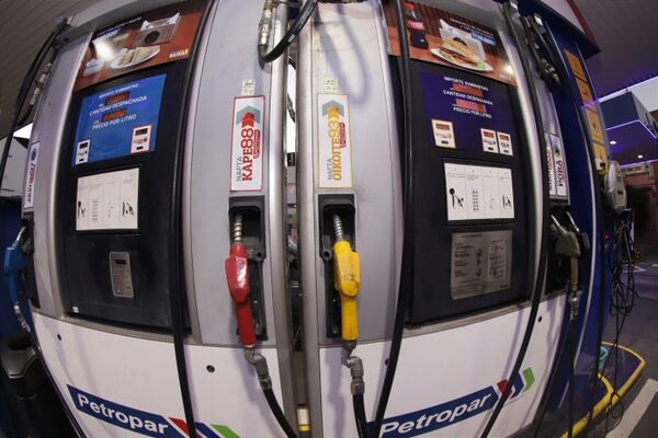 Petropar anuncia reducción de Gs. 600 en combustibles desde sus estaciones propias