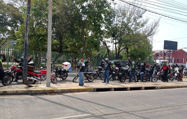 Protesta en día de inauguración de Odesur: plataformas pretenden copar Asunción - ADN Digital