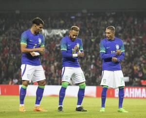 Crónica / [VIDEO] Brasil llega afiladísimo a Qatar: Marcó 8 goles en dos amistosos