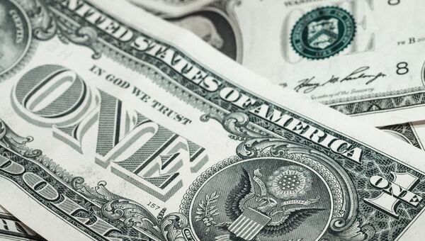 Drama de dólares: ¿los bancos tienen la obligación de recibir billetes deteriorados?