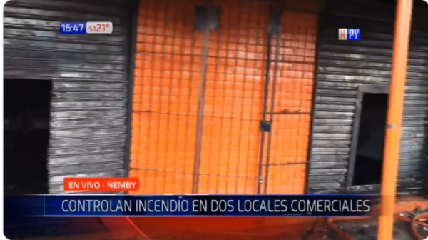 (VIDEO). Incendio consume dos locales en Ñemby