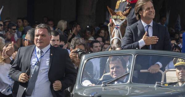 La Nación / Imputan a custodio de Lacalle Pou