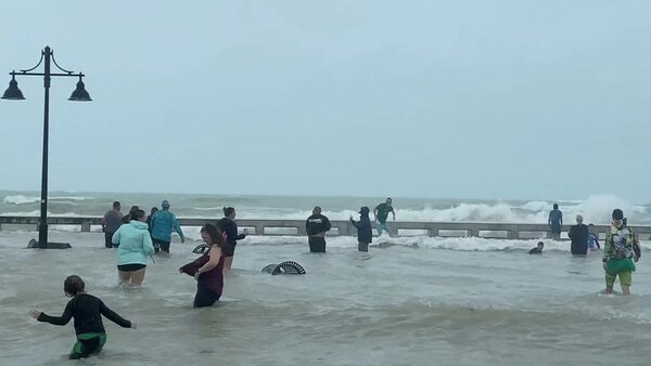 El huracán Ian ascendió a categoría 4 y se acerca a Florida con vientos catastróficos, marejadas ciclónicas e inundaciones
