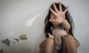 Hombre abusó sexualmente de su hijastra de 6 años, ya lo apresaron - OviedoPress